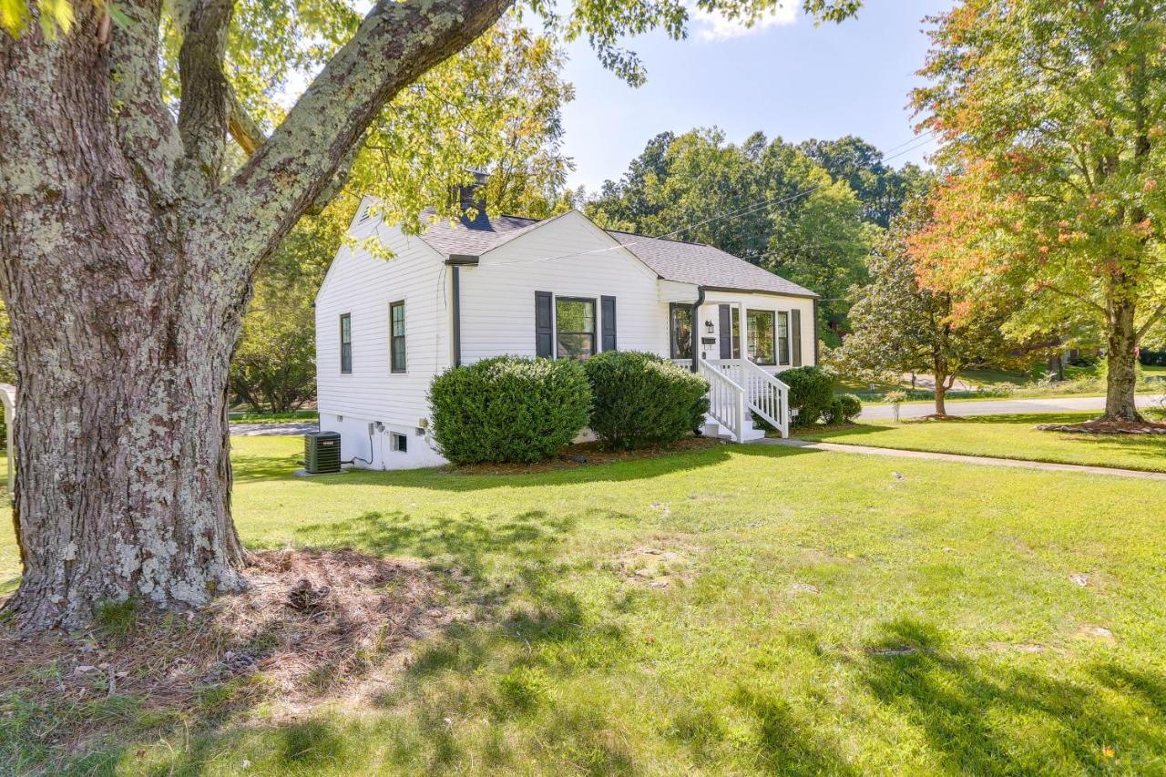 Charming Greensboro Home - 2 Mi To Downtown! Exterior photo