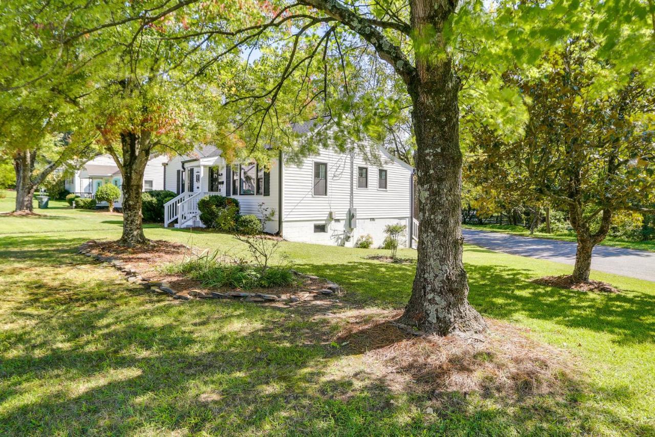 Charming Greensboro Home - 2 Mi To Downtown! Exterior photo